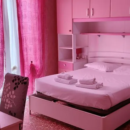 Alojamento de Acomodação e Pequeno-almoço Marco Aurelio Roma